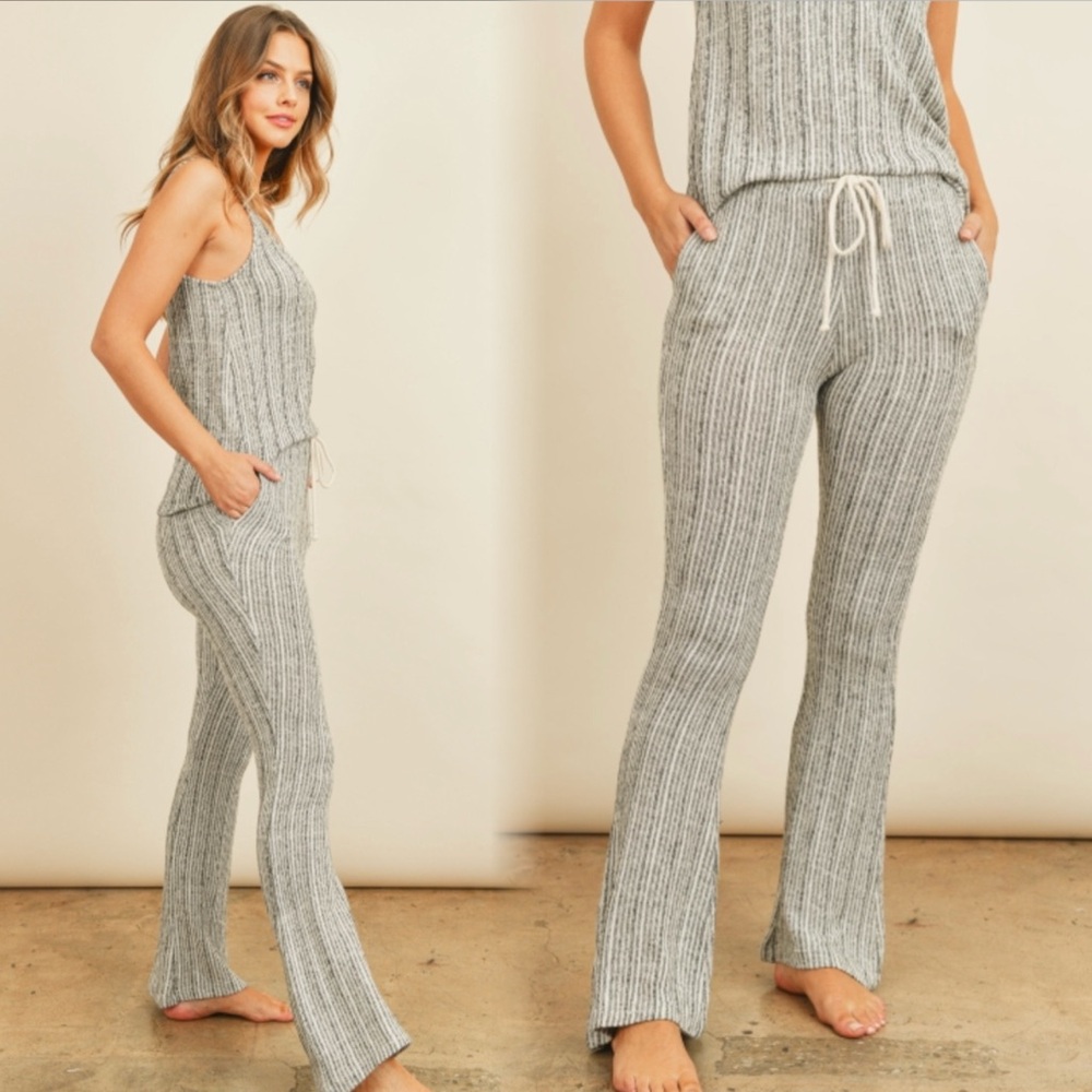 Striped Gray Set - Picture 3 of 10